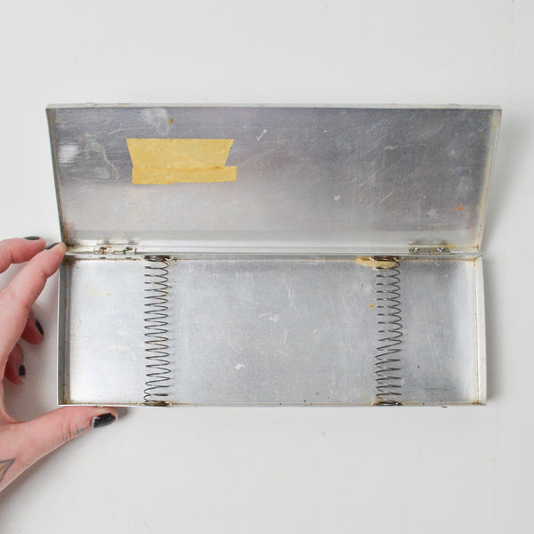 Metal Tool Container with Springs