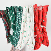 Christmas Print Quilting Weight Woven Fabric Bundle