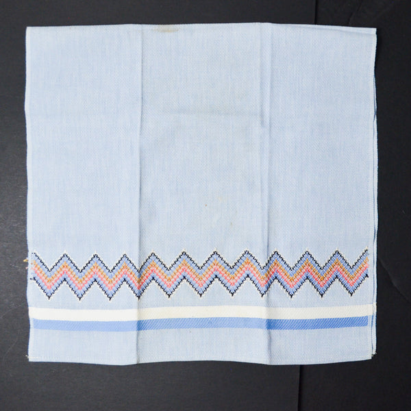 Blue Linen with Zig Zag Trim - 16" x 32"