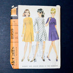 McCall's 8959 Dress Sewing Pattern - Size 12
