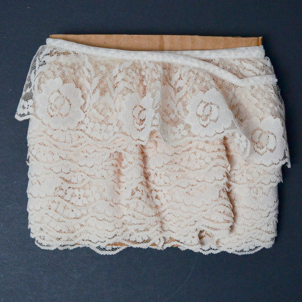 Off-White Scalloped Floral Lace Trim - 8 Yards